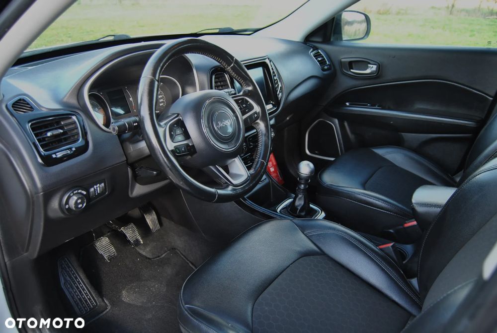 Jeep Compass 1.4 MultiAir Longitude - 5