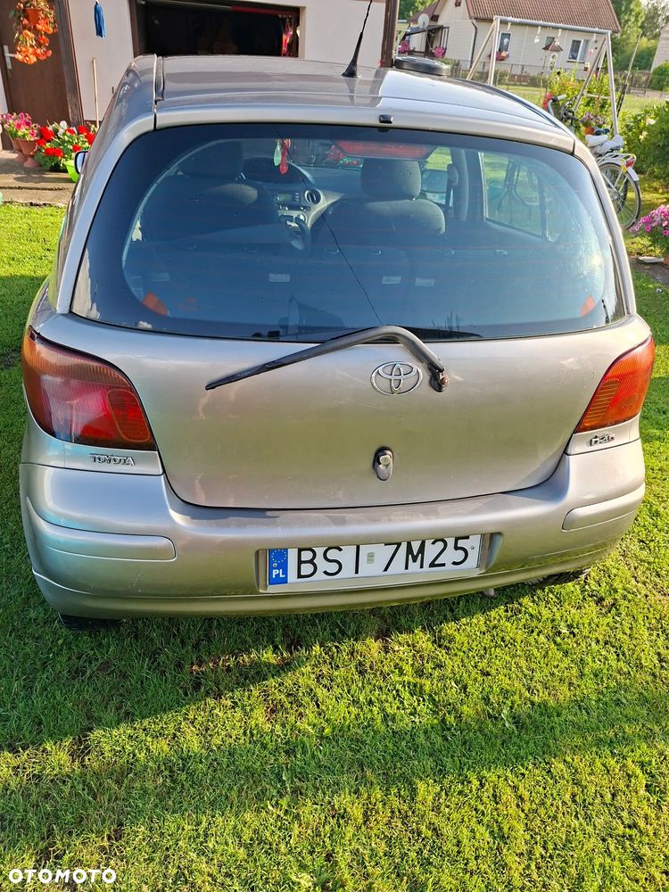 Toyota Yaris 1.4 D-4D - 5