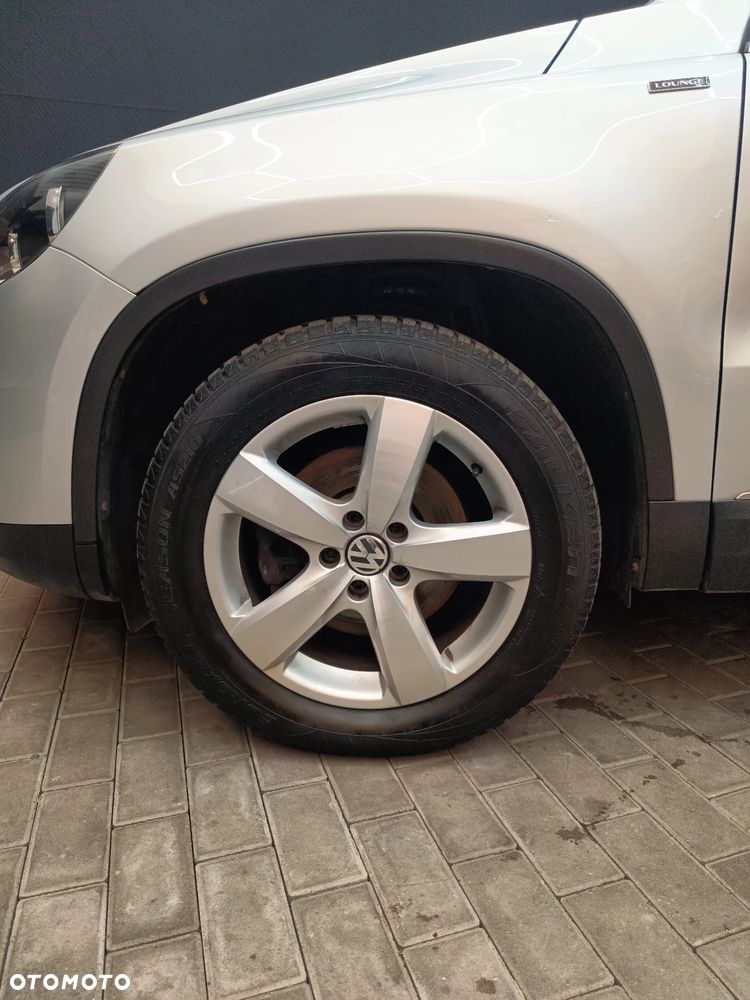 Volkswagen Tiguan - 30