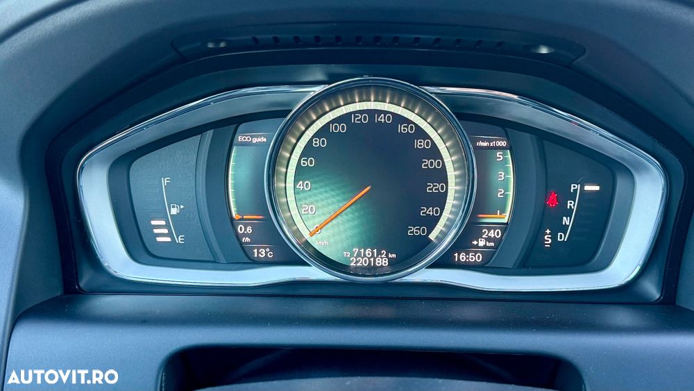 Volvo XC 60 D5 AWD Geartronic Summum - 21