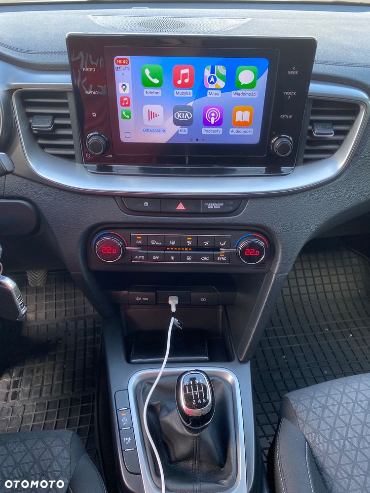 Kia Ceed ver-1-6-crdi-scr-l-business-line - 16