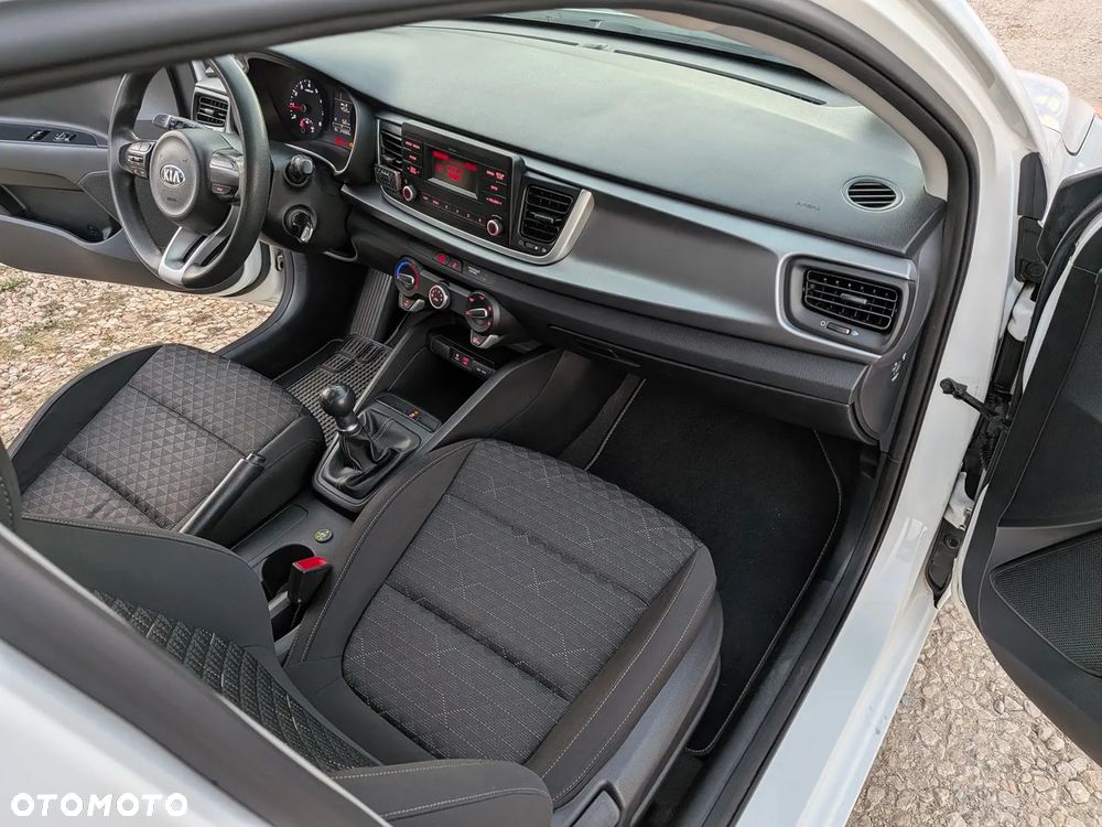 Kia Rio 1.2 M - 25