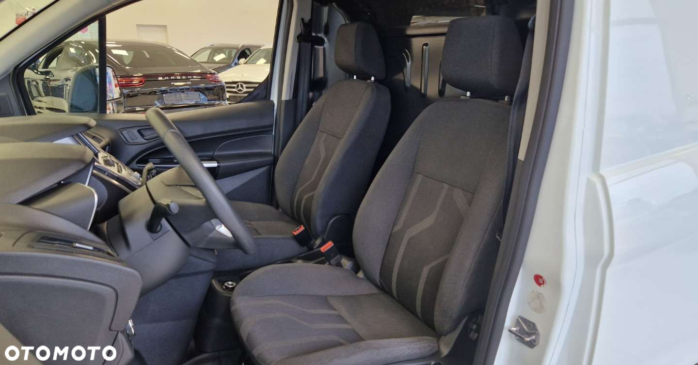 Ford Transit Connect - 14