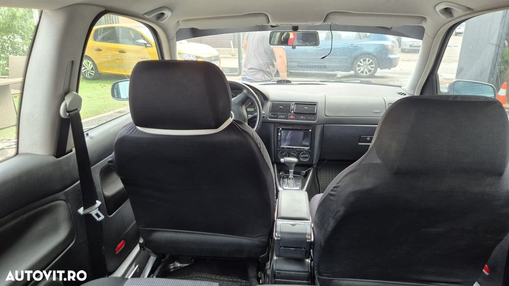 Volkswagen Golf - 13