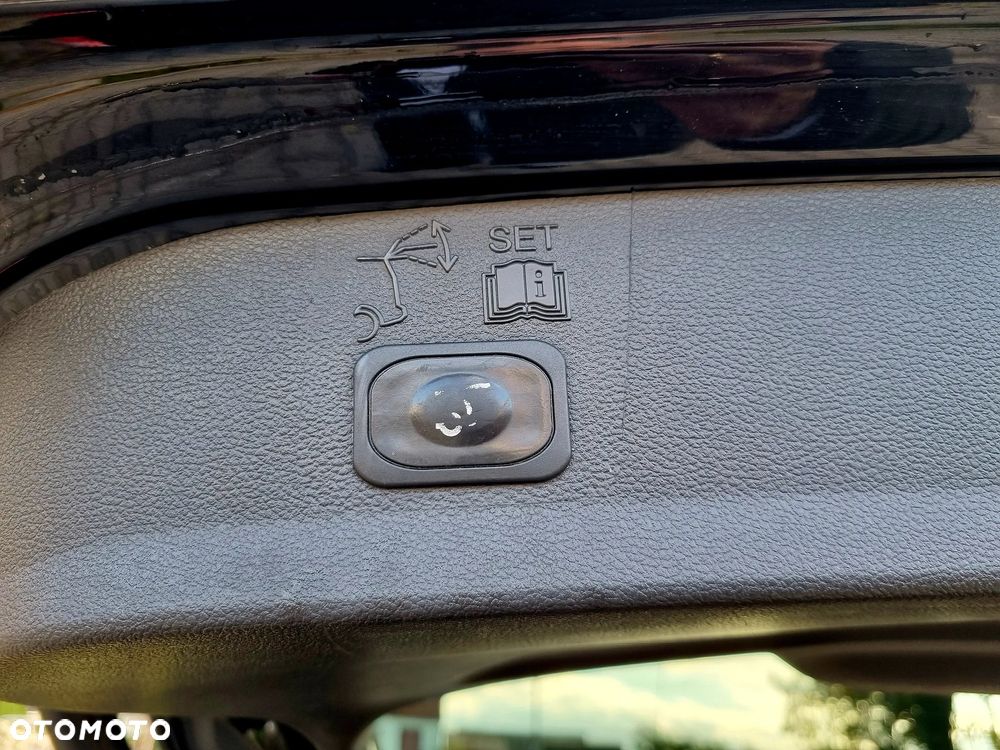 Ford Kuga 2.0 TDCi AWD ST-Line - 18