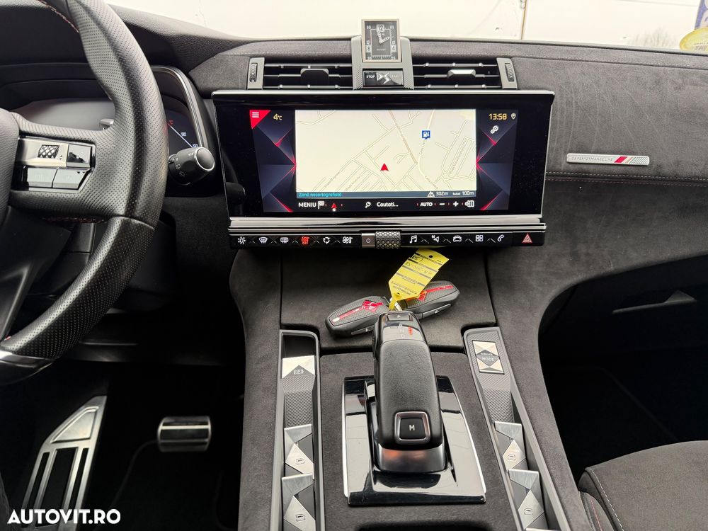 DS Automobiles DS 7 Crossback - 32