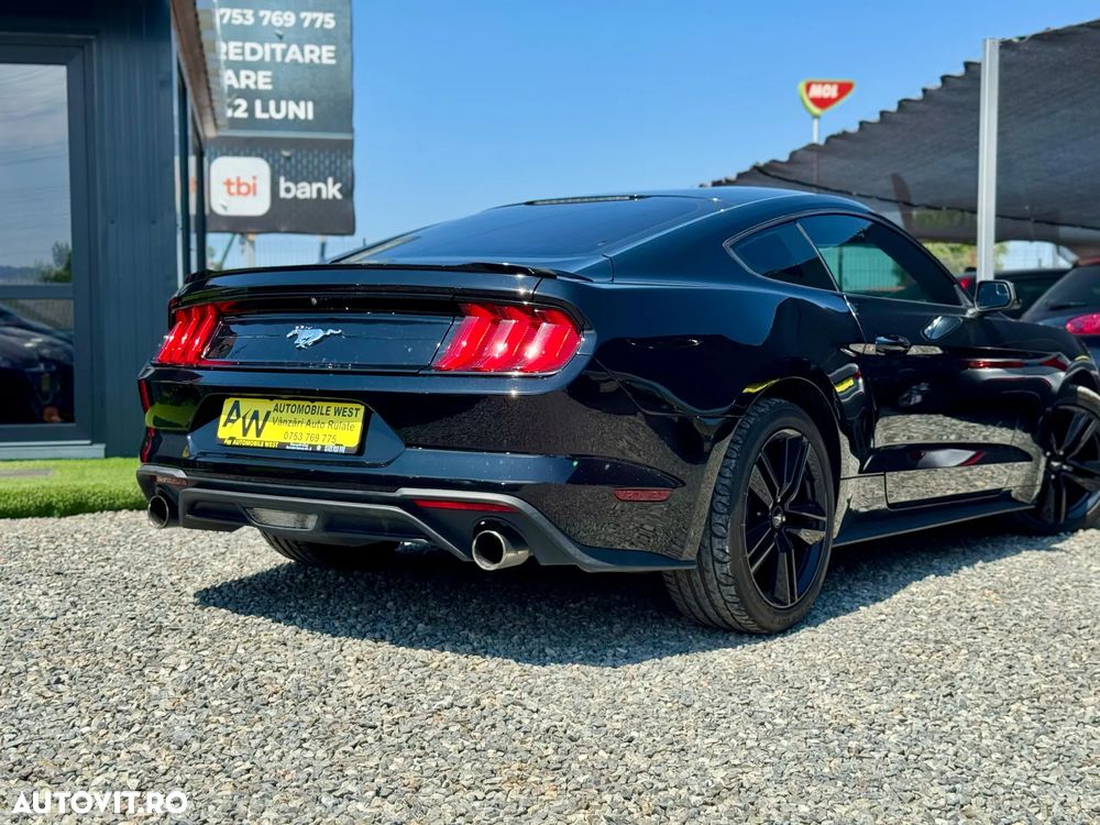 Ford Mustang 2.3 Eco Boost - 11