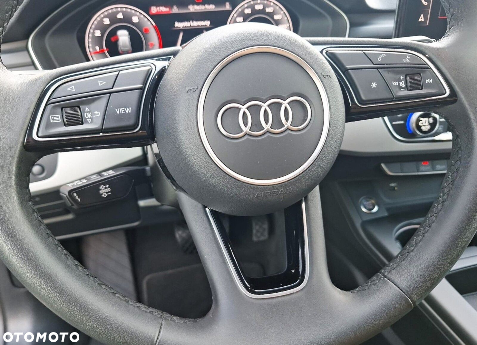 Audi A4 - 24