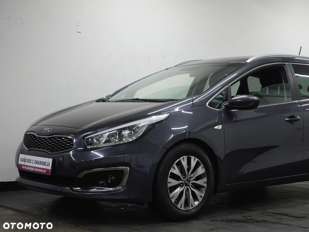 Kia Ceed 1.6 CRDi 136 DCT ISG Spirit - 15