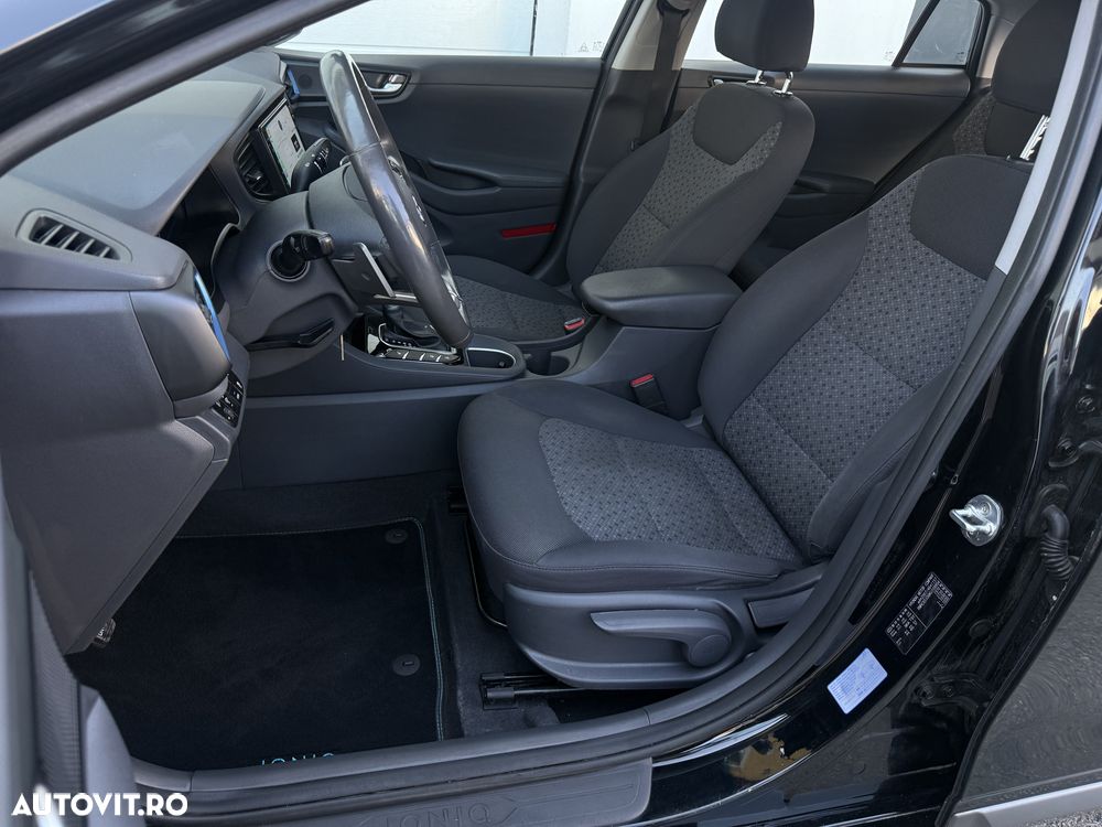 Hyundai IONIQ - 21