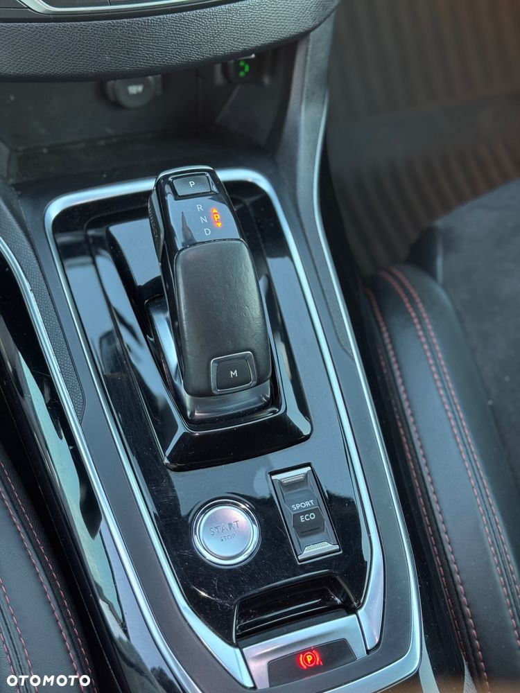 Peugeot 308 PureTech 225 EAT8 Stop & Start GT - 21