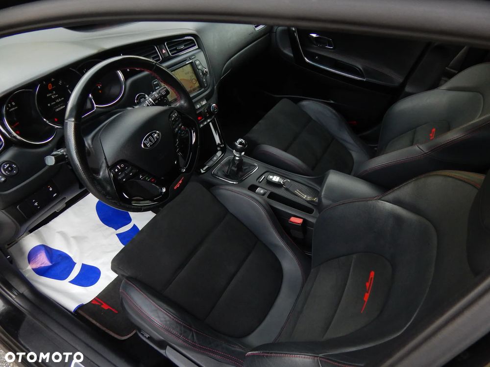 Kia Ceed 1.6 T-GDI GT-Challenge - 17