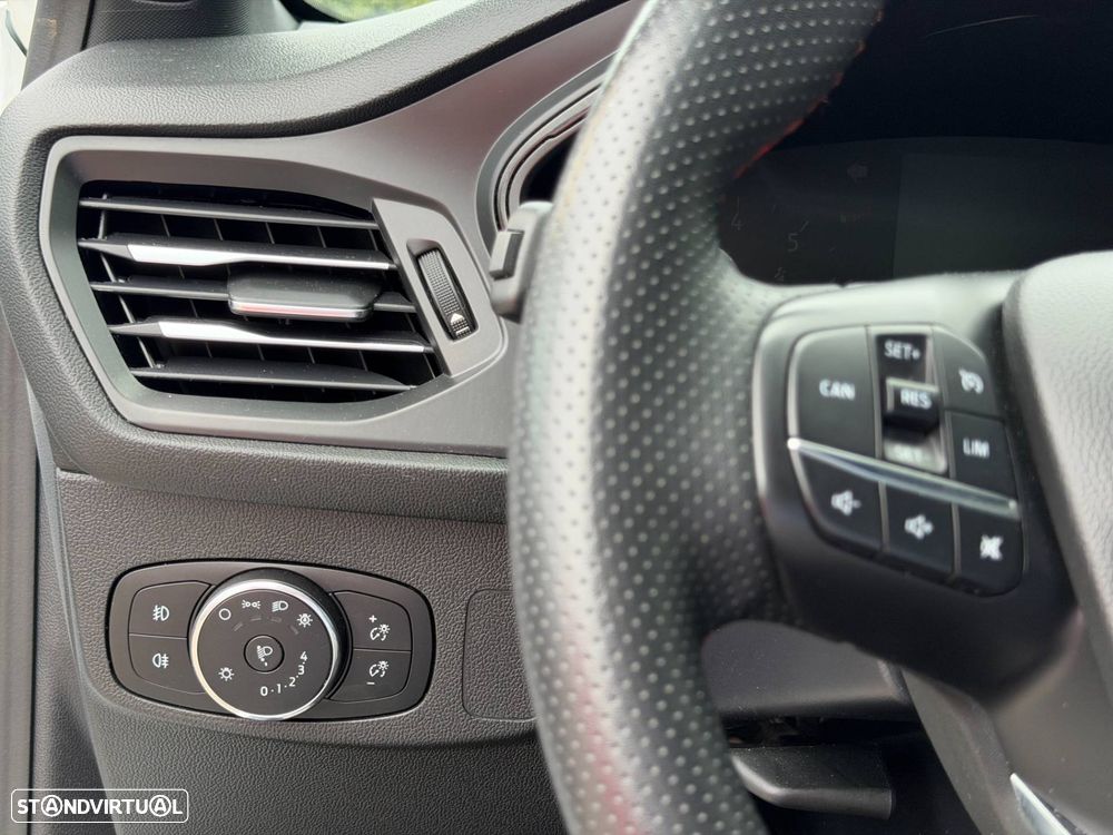 Ford Focus 1.0 EcoBoost MHEV ST-Line - 7