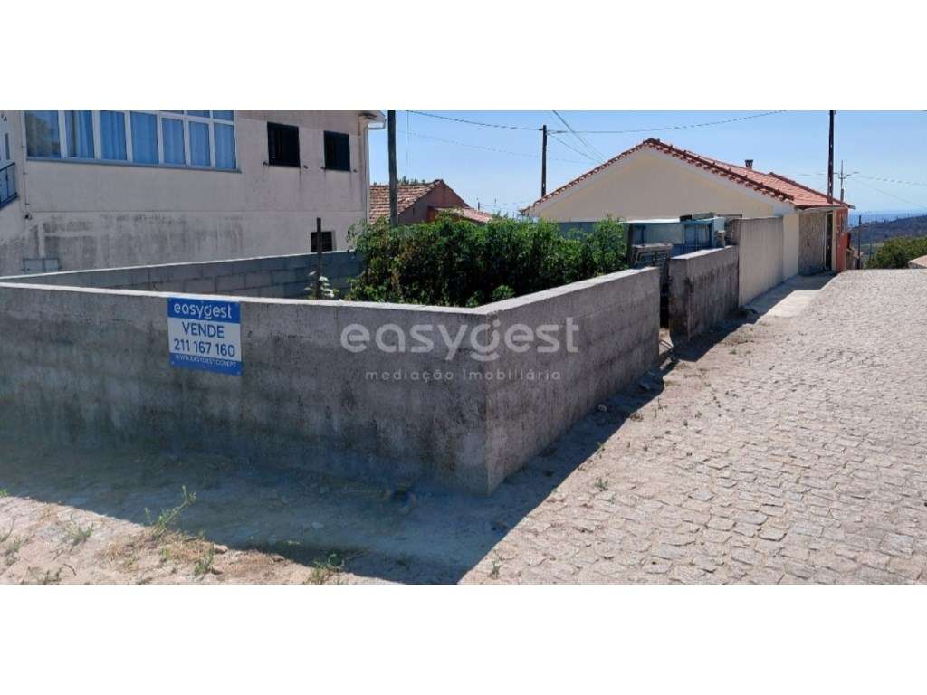Conforto e comodidade: Casa de família, com quintal, à porta de Car... - Grande imagem: 3/40