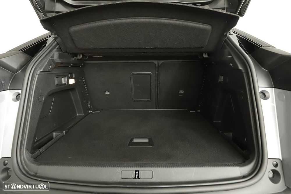 Peugeot 3008 1.2 PureTech GT EAT8 - 24