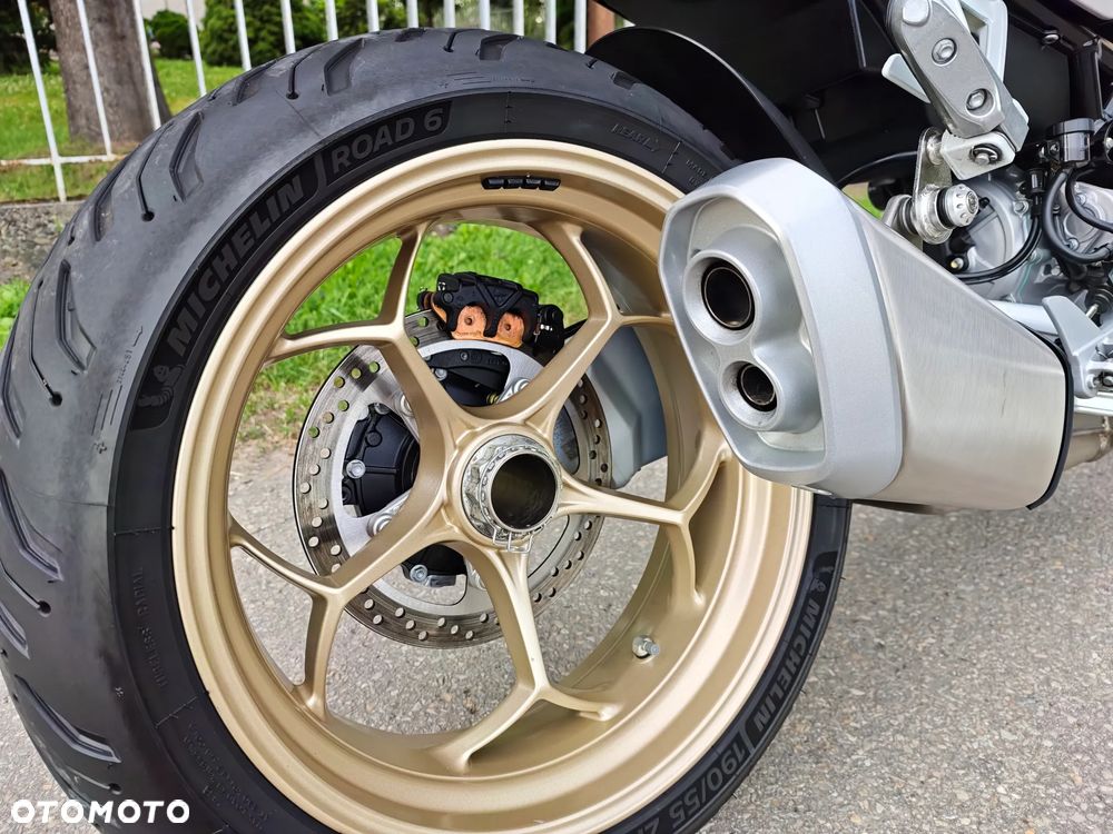 Moto Guzzi V100 Mandello - 18