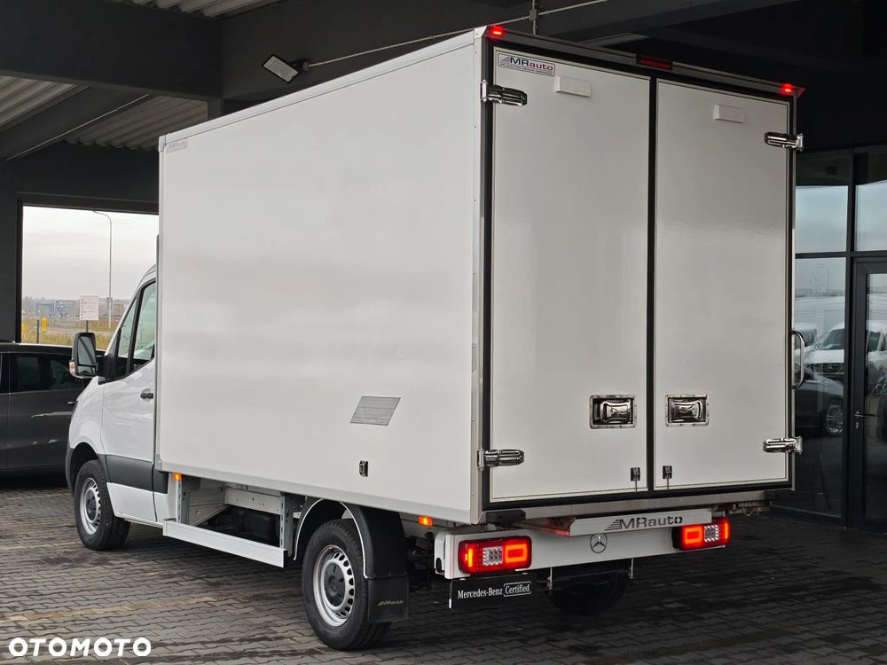 Mercedes-Benz sprinter 315 kontener - 5