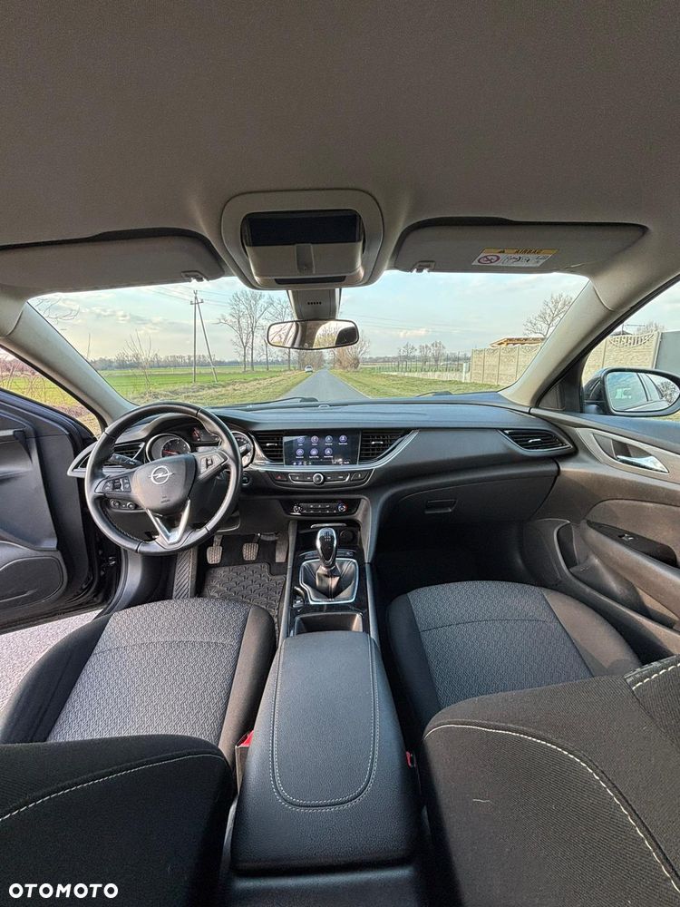Opel Insignia - 2