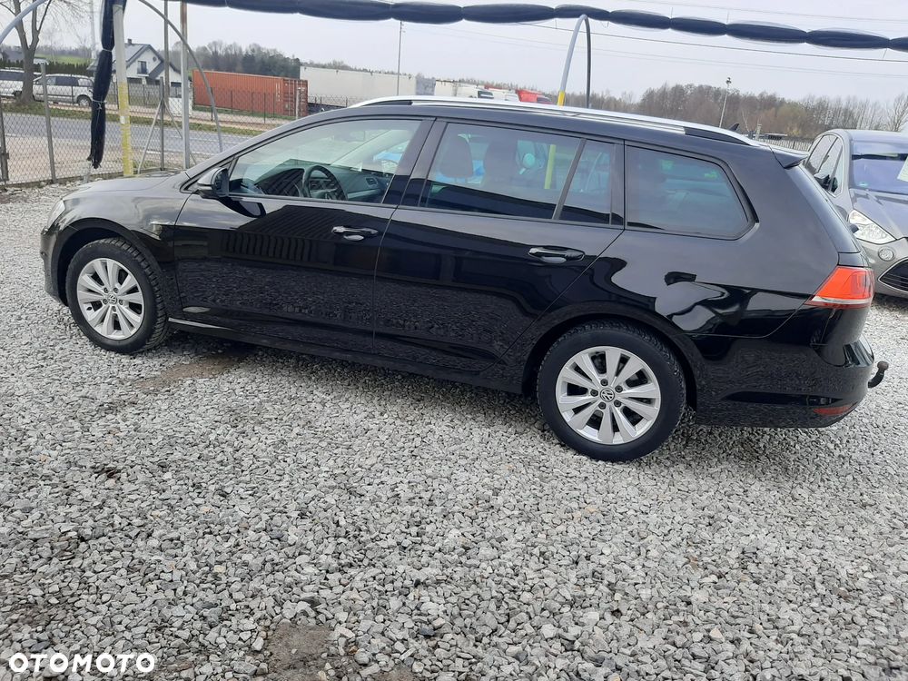 Volkswagen Golf 1.6 TDI BlueMotion Comfortline - 2