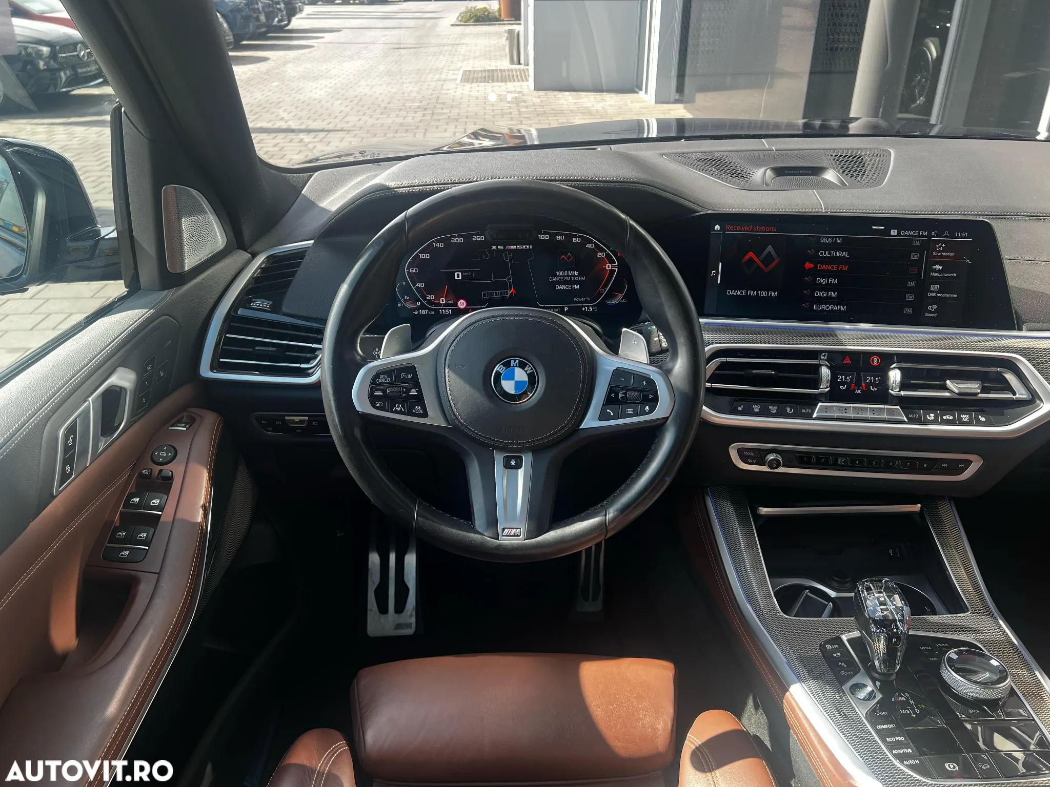 BMW X5 M M50i - 14