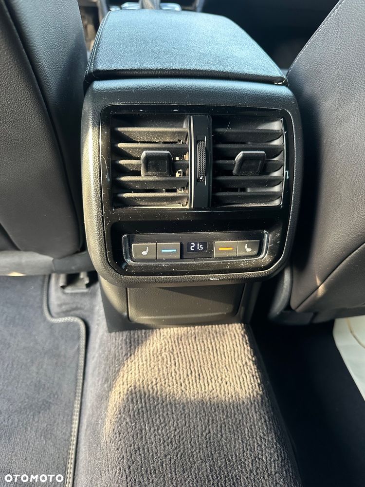 Volkswagen Arteon 2.0 TDI Bi-Turbo SCR 4Mot R-Line Edition DSG - 22