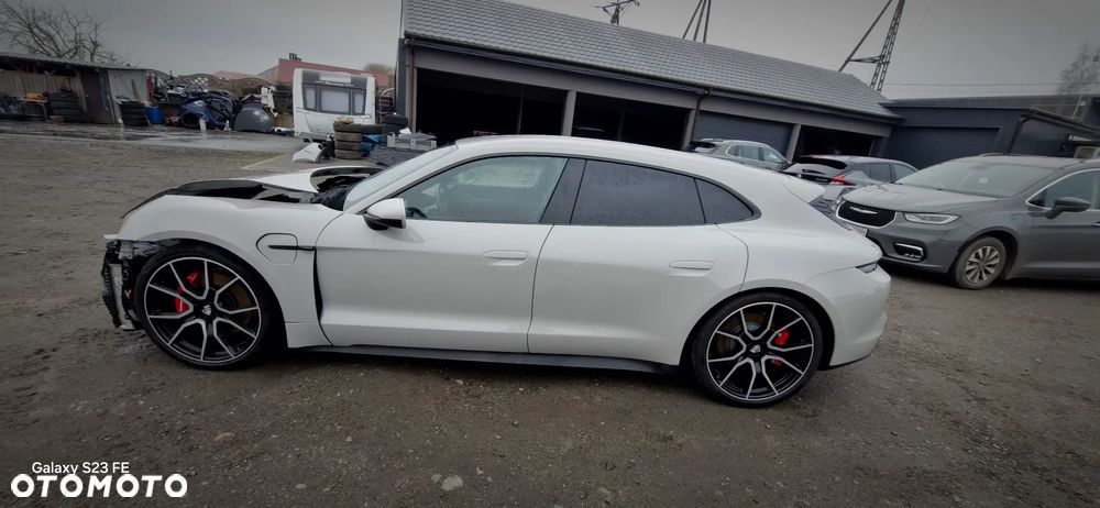 Porsche Taycan 105kWh 4S - 6