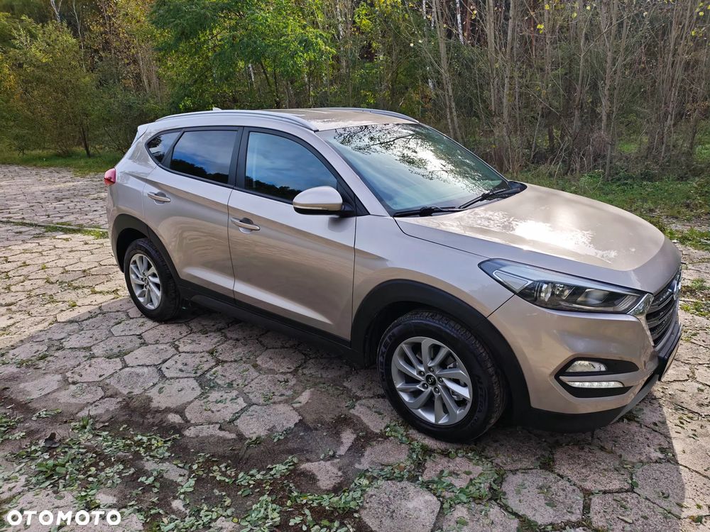 Hyundai Tucson 2.0 CRDi 4WD Automatik Advantage - 6