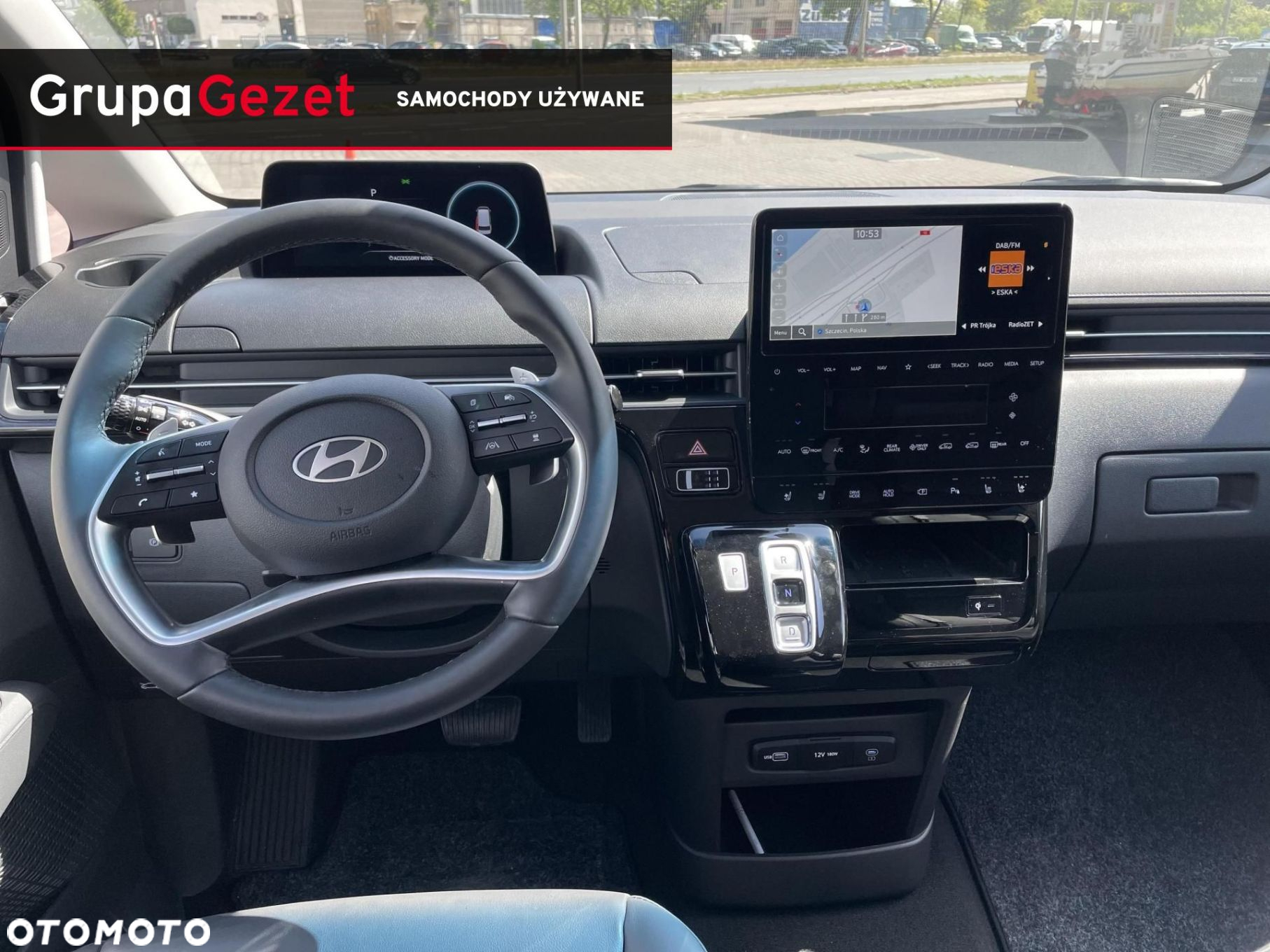 Hyundai Staria - 12