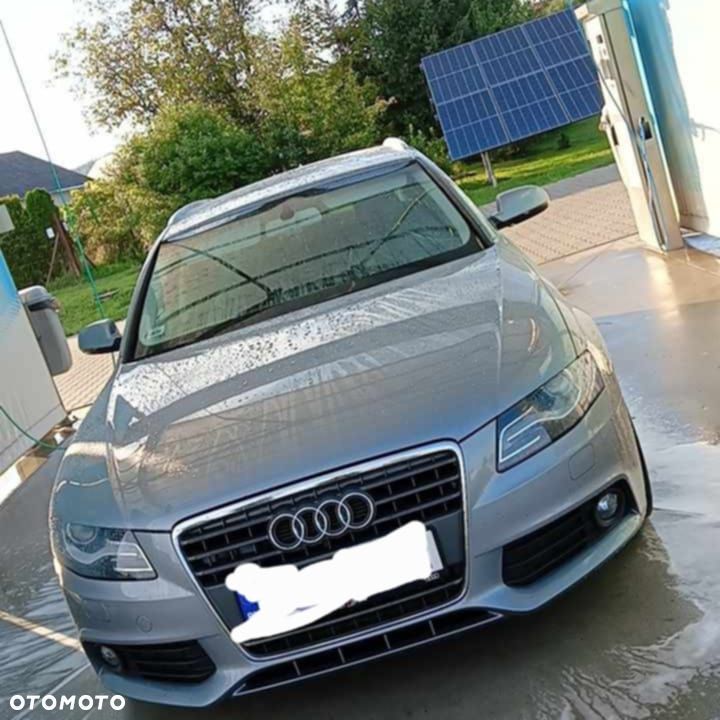 Audi A4 Avant 2.0 TDI - 1