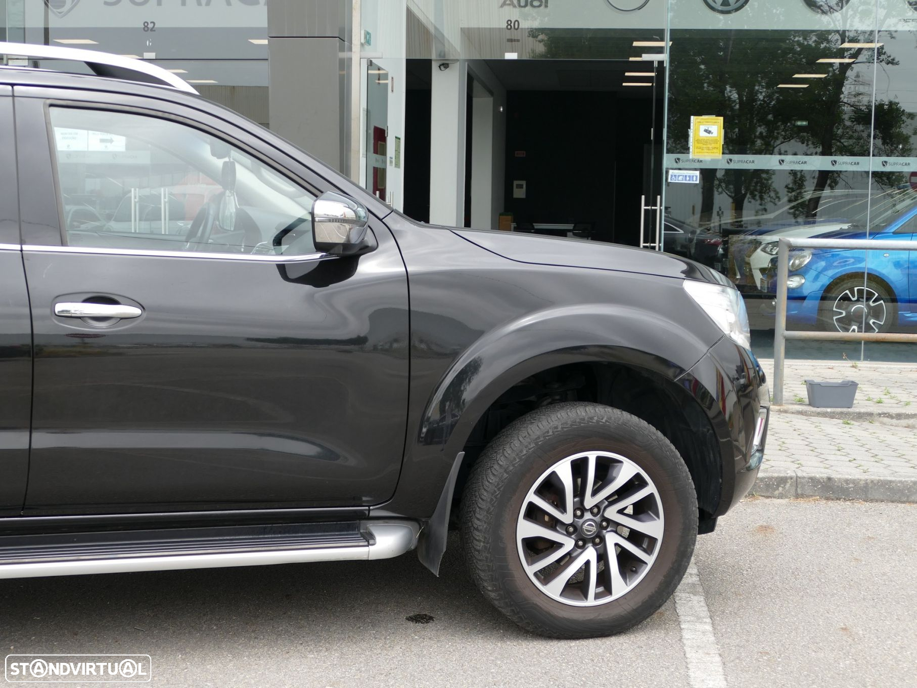 Nissan Navara 2.3 dCi CD 4WD Tekna - 16
