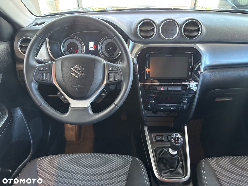 Suzuki Vitara 1.4 Boosterjet Premium 4WD - 14