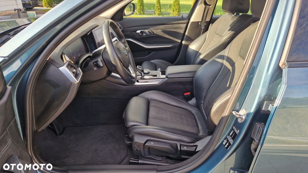 BMW Seria 3 320i GPF Sport - 14