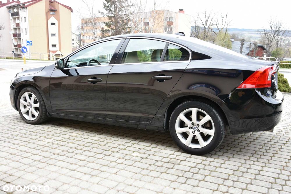 Volvo S60 - 5