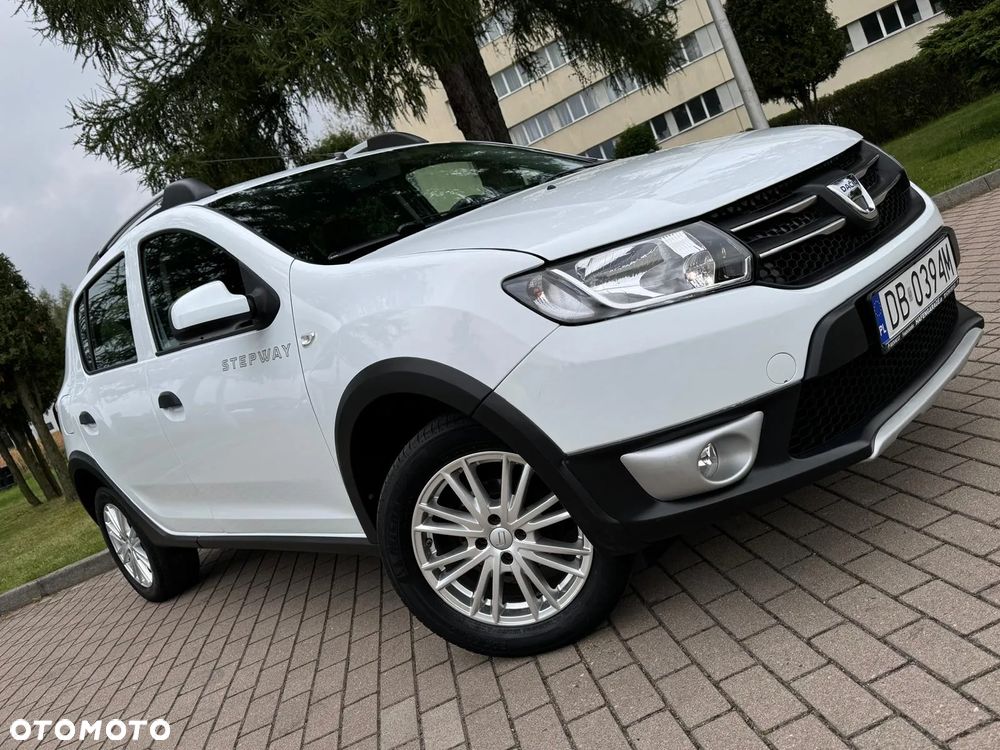 Dacia Sandero 0.9 TCe SL Celebration S&S EU6 - 7