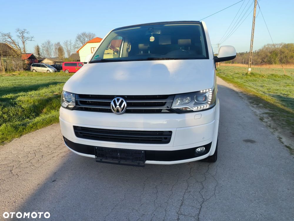 Volkswagen Multivan - 10
