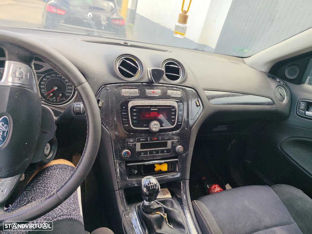 Ford Mondeo SW 1.8 TDCi Titanium - 4