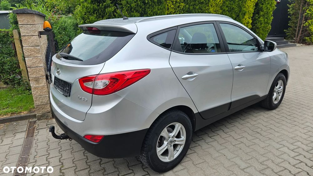 Hyundai ix35 1.6 2WD Fifa World Cup Edition - 3