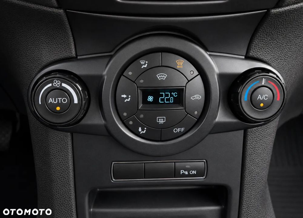 Ford Fiesta 1.0 EcoBoost Powershift Titanium - 13