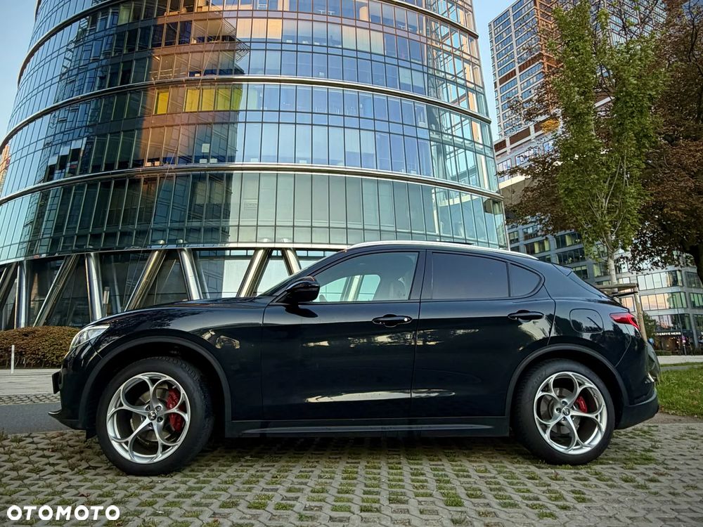 Alfa Romeo Stelvio 2.0 Turbo Executive Q4 - 3