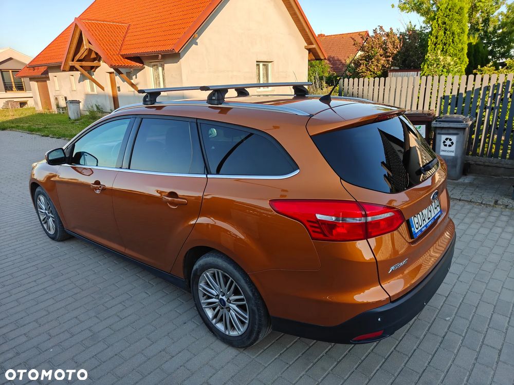 Ford Focus 1.0 EcoBoost Titanium - 4
