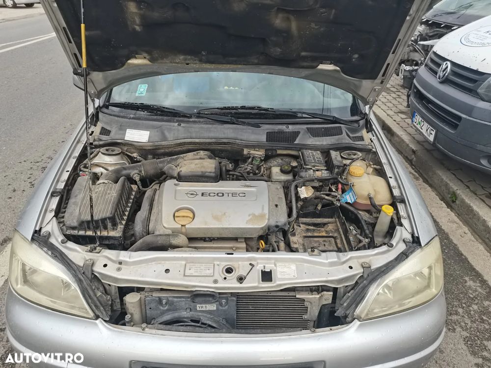Dezmembrez Opel Astra G - 4
