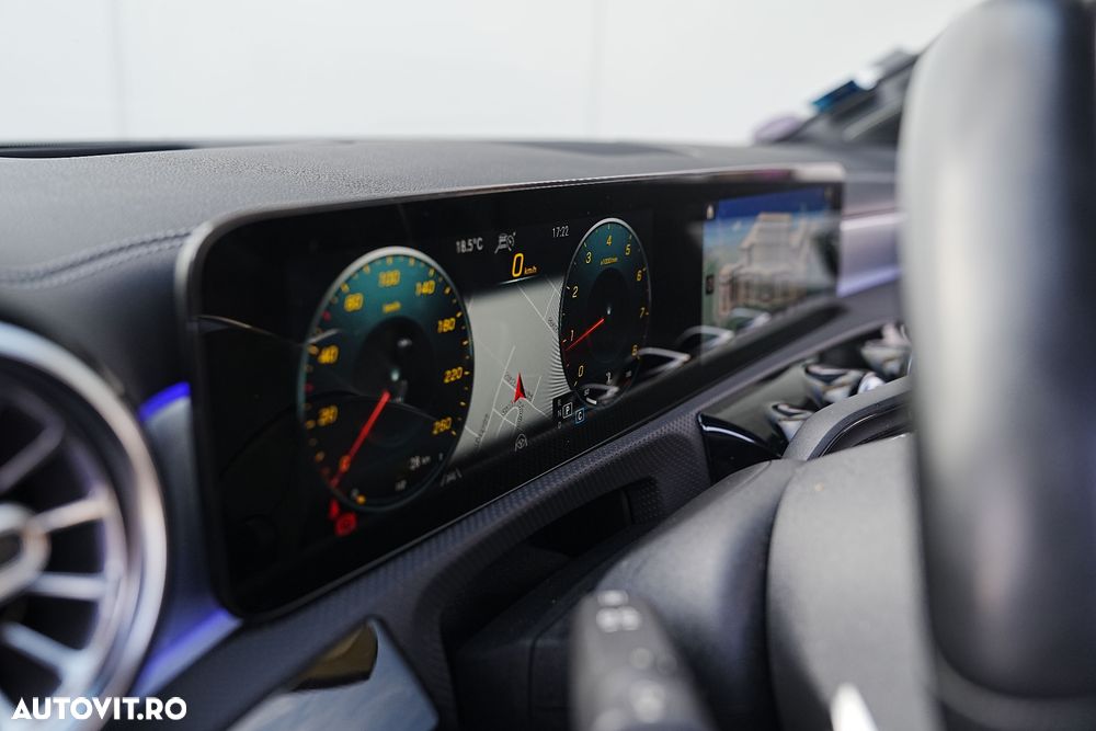 Mercedes-Benz CLA - 25