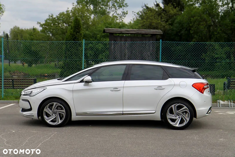 DS Automobiles DS 5 - 6
