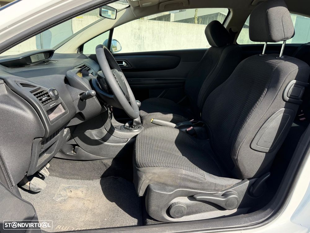 Citroën C4 1.6 HDi FAP VTR - 10