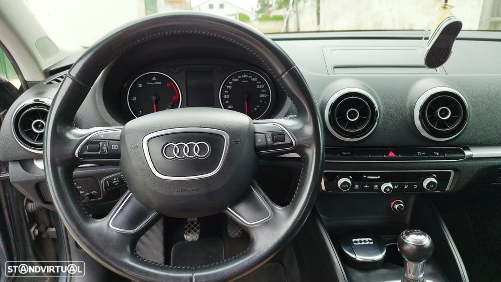 Audi A3 Limousine 2.0 TDI S-line - 8