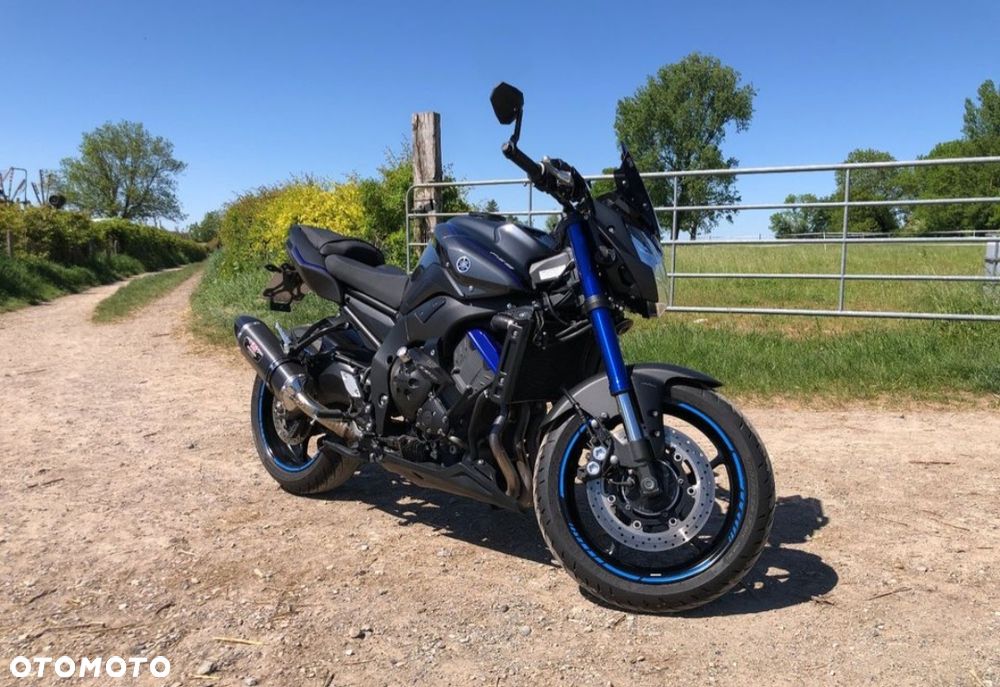 Yamaha FZ8 - 10