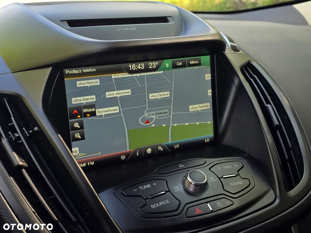 Ford Kuga 2.0 TDCi 2x4 Titanium - 8