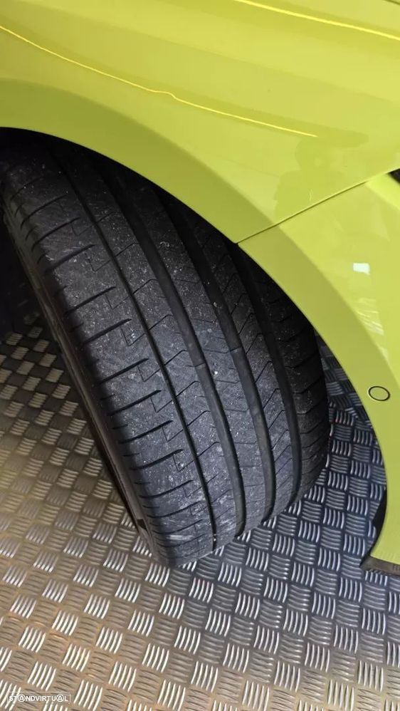 BMW M4 Competition - 35