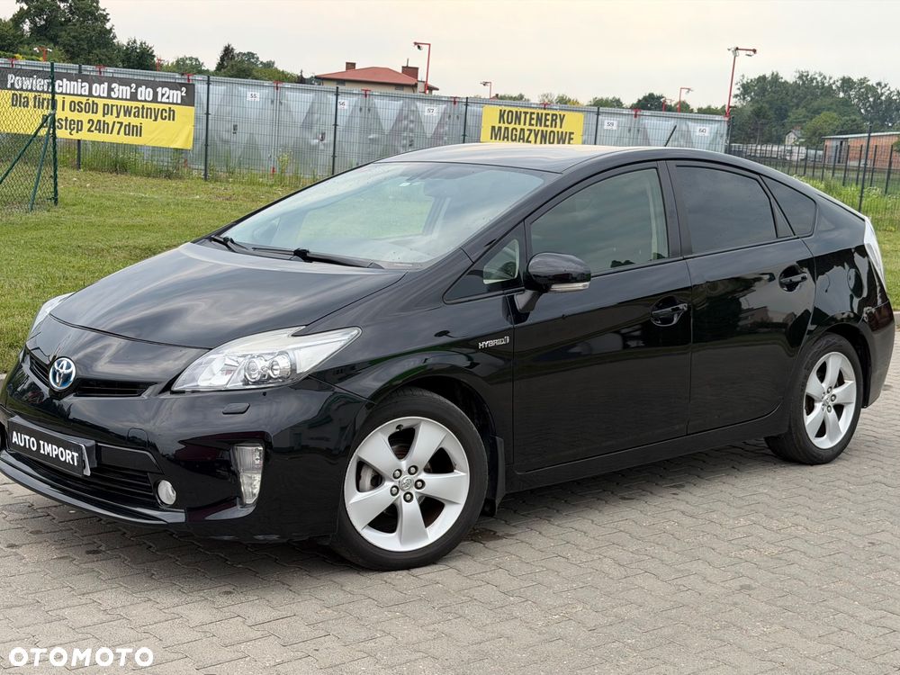 Toyota Prius 1.8 HSD Prestige - 1