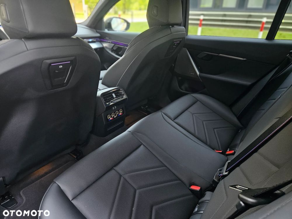 BMW Seria 5 520d xDrive mHEV M Sport - 25